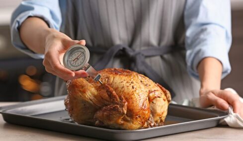 Ακρίβυνε το βοδινό; Ευκαιρία για στροφή στο κοτόπουλο, λέει η Rabobank
