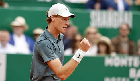 Πρώτη φορά στον τελικό του Monte Carlo Masters o Σίνερ, 2-0 τον Ζβέρεφ, βίντεο