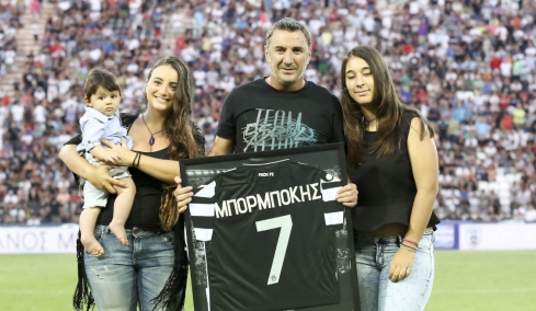 Θρήνος στο ελληνικό ποδόσφαιρο: Πέθανε σε ηλικία 59 ετών ο Στέφανος Μπορμπόκης