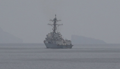 Καθαρισμό από νάρκες στα Στενά του Ορμούζ κάνουν δύο αντιτορπιλικά των ΗΠΑ - Απευθείας οι συνομιλίες Αμερικανών και Ιρανών απεσταλμένων στο Πακιστάν