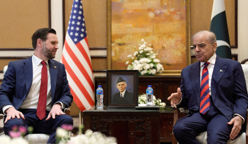 Ολοκληρώθηκε η πρώτη φάση διαπραγματεύσεων ΗΠΑ - Ιράν, συζητήθηκε ξεπάγωμα ιρανικών περιουσιακών στοιχείων, λέει το Al Jazeera