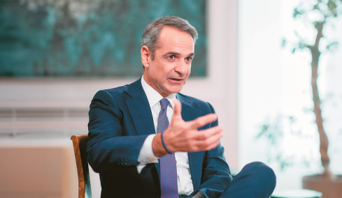 Οι υπολογισμοί Μητσοτάκη μετά το Πάσχα: Τα μέτρα στήριξης, η συνταγματική αντεπίθεση μετά τον ΟΠΕΚΕΠΕ και η προετοιμασία για κάλπες από το φθινόπωρο και μετά