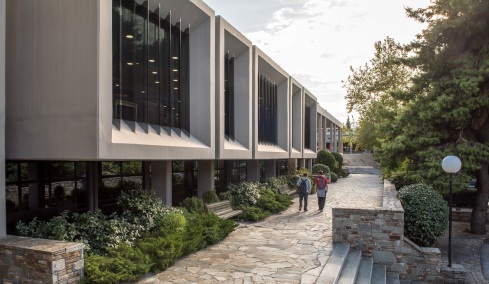 Τι είναι το αμερικανικό μοντέλο σπουδών που αλλάζει τα δεδομένα της εκπαίδευσης