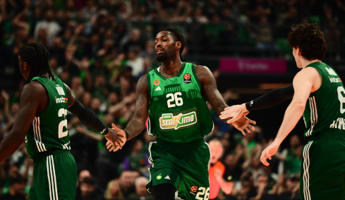 Ο Παναθηναϊκός διέλυσε 97-62 την Εφές και πήρε την 7η θέση στη regular season της Euroleague