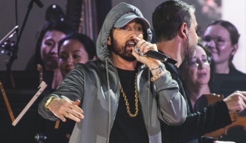 Έμινεμ: Παππούς για δεύτερη φορά ο ράπερ, η θετή του κόρη απέκτησε το πρώτο της παιδί