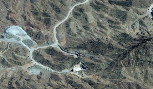 Το μυστικό του Pickaxe Mountain: Ποιο είναι το πυρηνικό φρούριο του Ιράν που δεν μπορεί να φτάσει καμία βόμβα και ίσως κρύβει αποθέματα ουρανίου