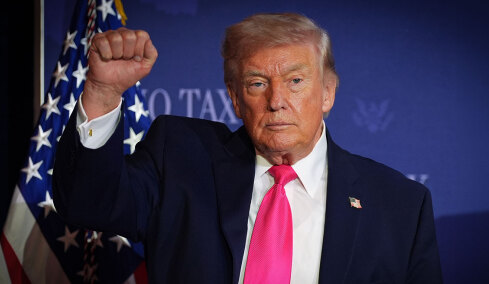 Τραμπ: Υπό τον έλεγχο των ΗΠΑ πλοίο υπό ιρανική σημαία που επιχείρησε να σπάσει τον αμερικανικό αποκλεισμό