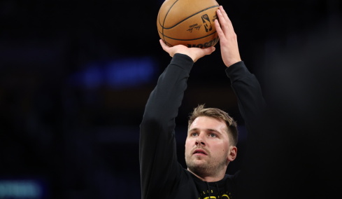 Ντόντσιτς: Επέστρεψε στις προπονήσεις των Λέικερς, δείτε βίντεο


