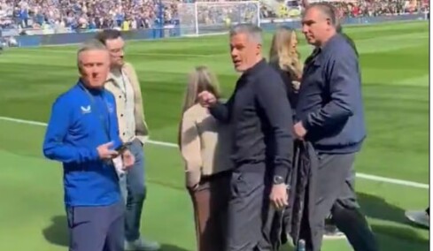 Βίντεο: Η στιγμή της έντασης μεταξύ οπαδών της Έβερτον και του Τζέιμι Κάραγκερ