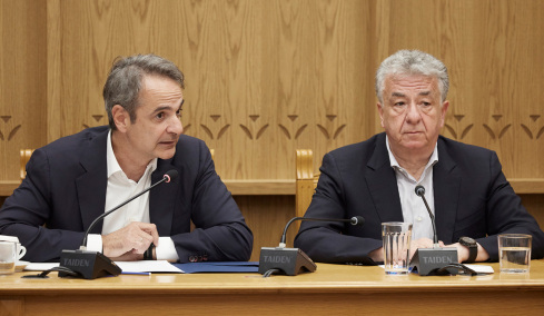 Σύσκεψη υπό τον Μητσοτάκη στην Περιφέρεια Κρήτης για την αντιμετώπιση της λειψυδρίας