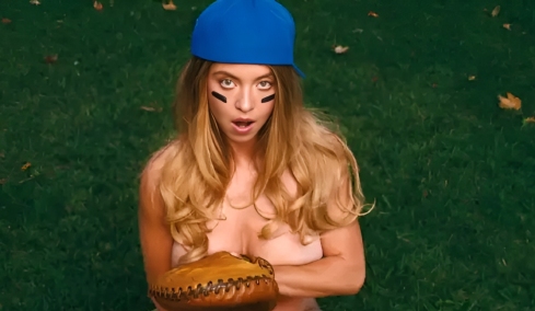 Η Σίντνεϊ Σουίνι εμφανίστηκε ολόγυμνη στο τελευταίο επεισόδιο του Euphoria