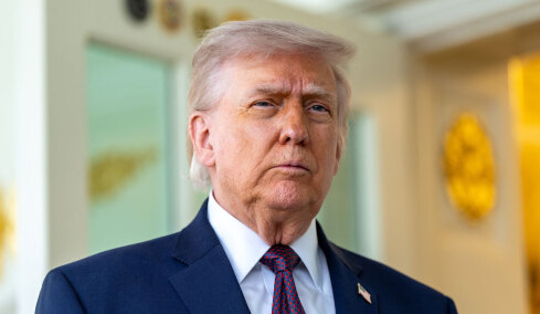 Ανάλυση: Τι κρύβεται πίσω από την απόφαση Τραμπ να παρατείνει την εκεχειρία και γιατί πετά την μπάλα στο γήπεδο του Ιράν