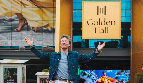 Jamie Oliver Kitchen στο Golden Hall: Μια γαστρονομική εμπειρία που συμπληρώνει το shopping 