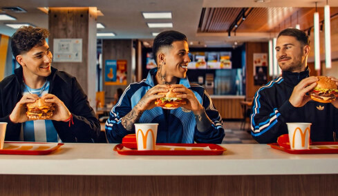 Εθνική Αργεντινής: Τα McDonalds παρουσίασαν τα νέα μπέργκερ ΜακΆλβαρεζ, ΜακΦερνάντεζ και... ΜακΆλιστερ