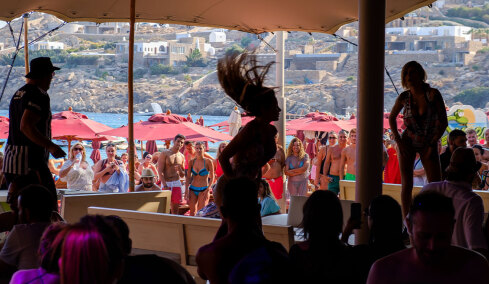 «Ροζ» σκάνδαλο στη Serie A: Η εγκληματική οργάνωση με τις συνοδούς πολυτελείας είχε απλώσει τα δίχτυα της και στη Μύκονο