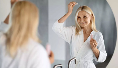 Τριχόπτωση τέλος; Φυτικός ορός υπόσχεται πυκνά μαλλιά σε 8 εβδομάδες
