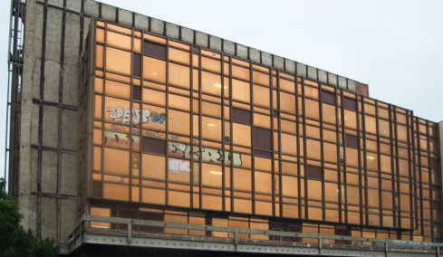 Βερολίνο: Ένα «Παλάτι για τη Δημοκρατία» φτιαγμένο από αμίαντο