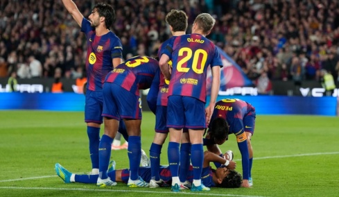 La Liga, Μπαρτσελόνα - Θέλτα 1-0: Αγωνία για τον τραυματισμό του Γιαμάλ, 20λεπτη διακοπή λόγω καρδιακού επεισοδίου οπαδού, δείτε βίντεο