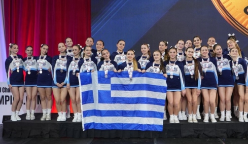 Ασημένια τα κορίτσια της Εθνικής Ελλάδος στο Παγκόσμιο πρωτάθλημα Cheerleading στο Ορλάντο, δείτε βίντεο