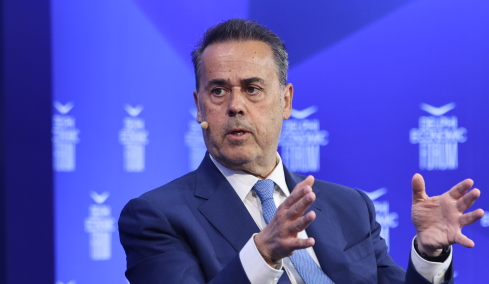 Παπασταύρου: Για χρόνια η απανθρακοποίηση λειτουργούσε σαν ιερό δισκοπότηρο, όχι μόνο στις Βρυξέλλες αλλά και σε πολλές άλλες χώρες