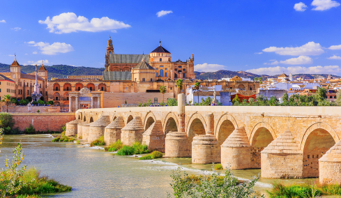 Ούτε το Παρίσι, ούτε η Ρώμη: Η μόνη πόλη στον κόσμο με τέσσερα Μνημεία Παγκόσμιας Κληρονομιάς