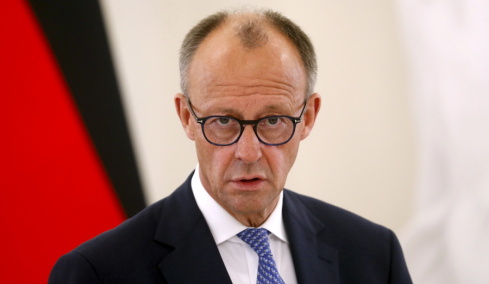 Έχουμε λύσει μεγάλο μέρος του μεταναστευτικού, ισχυρίζεται ο Μερτς, διαφωνεί η γερμανική αστυνομία 