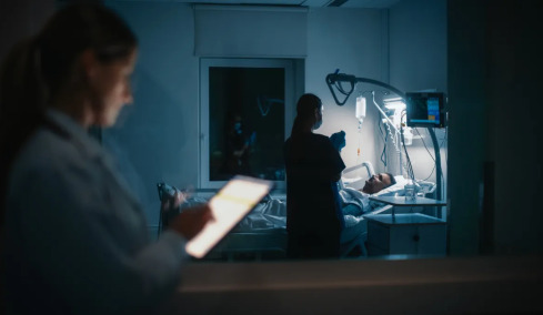 Τι συμβαίνει μέσα στην Εντατική; Ο διευθυντής της ΜΕΘ Κοζάνης αποκαλύπτει τα πάντα
