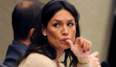 Χάρη έλαβε η Νικόλ Μινέτι που εμπλεκόταν στην υπόθεση «Μπούνγκα-Μπούνγκα», στηρίζει την απόφαση η Μελόνι
