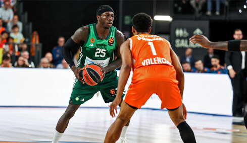 Βαλένθια - Παναθηναϊκός 32-39 (ημίχρονο): Live το 1ο ματς των playoffs