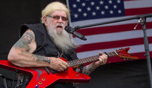 Πέθανε ο τραγουδιστής της κάντρι David Allan Coe