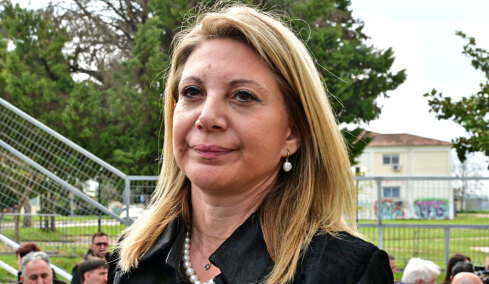 Η Καρυστιανού προαναγγέλλει κόμμα μέσα στον Μάιο και καταγγέλλει: Προσπαθούν να μας διχάσουν εξαγοράζοντας κάποιους