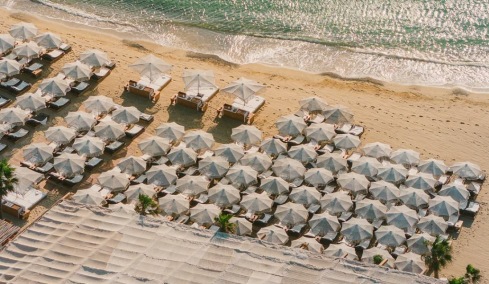 Principote: Το beach club της Μυκόνου που προτιμούν οι διεθνείς celebrities ετοιμάζεται να ανοίξει τις πόρτες του
