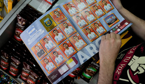 Τέλος εποχής για τα Panini: Η FIFA έδωσε τα δικαιώματα για αυτοκόλλητα και κάρτες Μουντιάλ σε άλλη εταιρεία