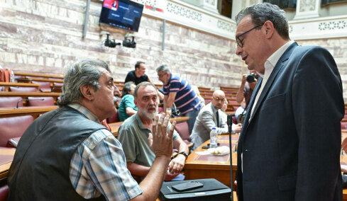 Ο Φάμελλος διέγραψε τον Πολάκη από την ΚΟ: «Αισχρό υπονοούμενο ότι έχω κρυφή ατζέντα» - «Παρακολουθείς τη διάλυση χωρίς να θες ή να μπορείς να αντιδράσεις»