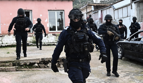 «Δεν πρόλαβε να πεθάνει ο πατέρας μου και καταπάτησαν το ποιμνιοστάσιο μας»: Οι καταγγελίες που οδήγησαν στην οικογενειακή εγκληματική οργάνωση στην Κρήτη