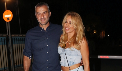 Δήμαρχος Πάτμου για Δέλλα και Μαστροκώστα: Την κοιτούσε σαν να είναι όλος του ο κόσμος, τη βοηθούσε επειδή δεν στεκόταν όρθια και εκεί λύγισα