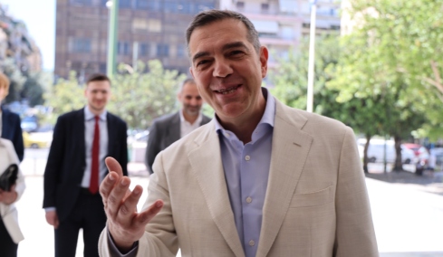 Στον Άρειο Πάγο ο Αλέξης Τσίπρας για την ιδρυτική διακήρυξη του ΕΛΑΣ, δείτε βίντεο
