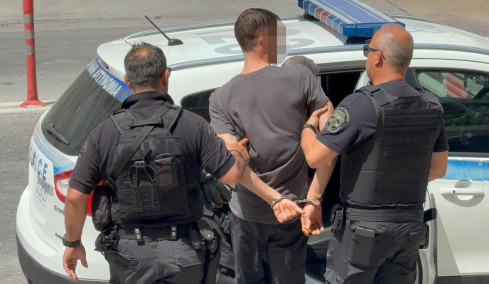 «Προσέβαλε την σεξουαλική μου ικανότητα»: Στη φυλακή ο 38χρονος που σκότωσε τον πρώην πεθερό του στη Θεσσαλονίκη, δείτε βίντεο 