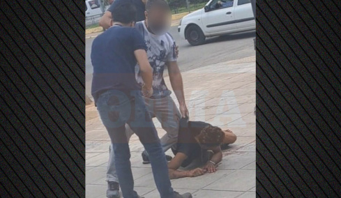 Φωτογράφιζαν και ήταν πάνω από μιάμιση ώρα σπίτι μας, λέει η σύζυγος του οδοντίατρου που ξυλοκόπησε τους Αιγύπτιους στην Καλλιθέα