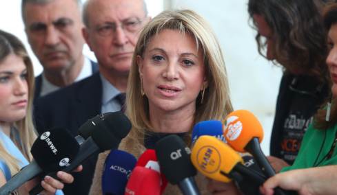 Καρυστιανού: Ο Τσίπρας λέει ψέματα, μπορεί εύκολα το «όχι» να το κάνει «ναι» - Θα έχουμε αυτοδυναμία την επομένη των εκλογών