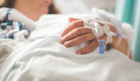 Νόμιζε πώς έμπαινε στην περιεμμηνόπαυση, αλλά η απώλεια βάρους και ο πόνος ήταν ενδείξεις καρκίνου
