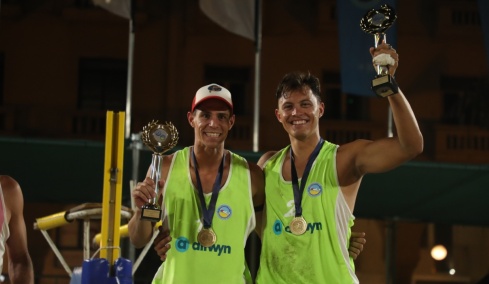 Ντάλλας και Χατζηνικολάου κατέκτησαν το Thessaloniki Grand Slam στην πλατεία Αριστοτέλους  