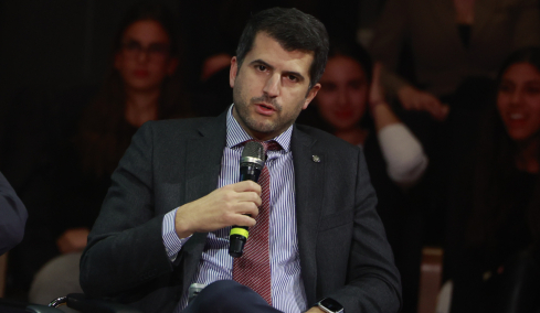 «Είχα καταλάβει ότι κάτι δεν πήγαινε καλά, γι' αυτό τον είχα ξηλώσει από την πολεοδομία», λέει ο δήμαρχος Κηφισιάς για τον κουνιάδο του Ευθύμιου Μπακογιάννη