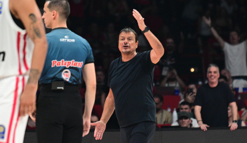 Άταμαν στους οπαδούς του Ολυμπιακού: Έρχεστε με ελληνικές σημαίες, αλλά η ομάδα σας δεν είχε ούτε έναν πραγματικό Έλληνα διεθνή
