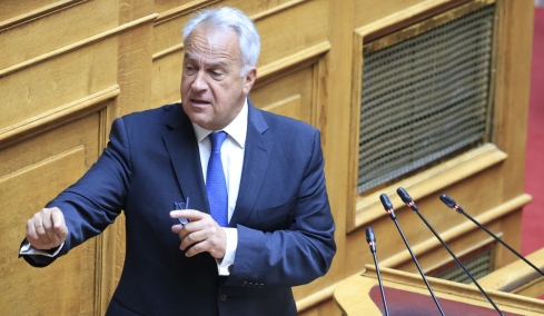 Κόντρα στη Βουλή για το μεταναστευτικό, οι δηλώσεις Βορίδη και η αντιπαράθεση Καιρίδη - ΚΚΕ για τη Σύμβαση της Γενεύης