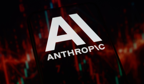 Οι ΗΠΑ μπλοκάρουν την πρόσβαση αλλοδαπών στα δύο κορυφαία μοντέλα AI της Anthropic, ακόμη και στους υπαλλήλους της!