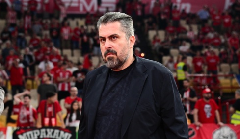 Μπαφές για επεισόδιο Τζόουνς-Ναν: «Καταδικάζουμε και τις δύο ενέργειες, ο Λεσόρ επιτέθηκε στον ταξίαρχο μέτρων ασφαλείας» 