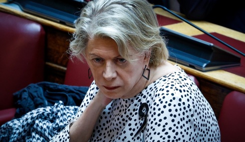 Επιμένει η Ακρίτα να υπερασπίζεται την αποφυλάκιση Γιωτόπουλου: Ημιμαθείς και σκατ...χοι να επιστρέψουν στο λαγούμι τους