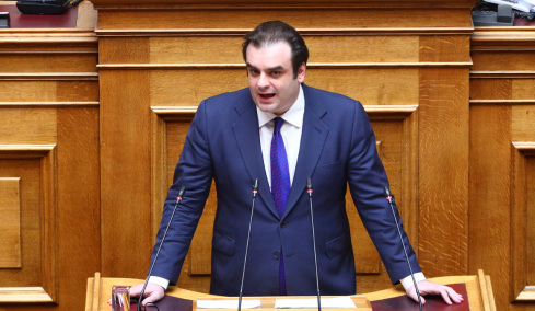 Ψηφίζεται σήμερα η ρύθμιση «ανάσα» για τα κόκκινα δάνεια: Αλλαγή στον υπολογισμό στους τόκους και μικρότερες δόσεις