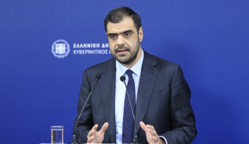 Μαρινάκης για Σαμαρά: Αντί να κάνει βίντεο για τη μαύρη επέτειο του δημοψηφίσματος, κάνει εναντίον της ΝΔ
